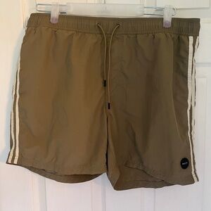 RVCA Shorts, Green w/ White stripes, XL
